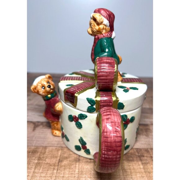 Ceramic Teddy Bear Christmas Teapot With Gift Design - Picture 4 of 6